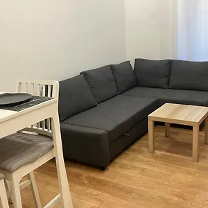 studio-neuf-climatise-avec-terrasse.fr-provencehotel.com/