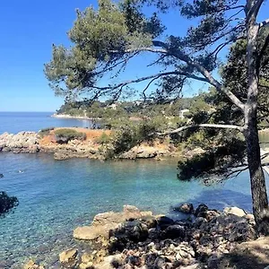 beau-studio-au-coeur-de-bandol-83150.fr-provencehotel.com/